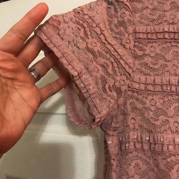 Apt 9 Lace Top Size Large - Picture 4 of 5